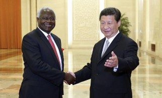 Відбулася зустрiч президентом Китаю  Си Цзиньпiном та президентом  Республіки Сьєрра-Леоне Корома